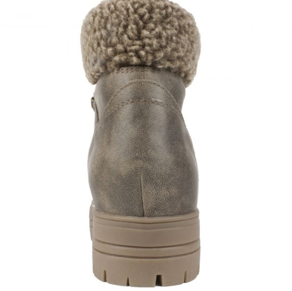 SEVEN DIALS Zenna Stone Ankle Booties - Picture 6 of 6